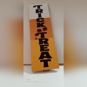 Trick or Treat Sign